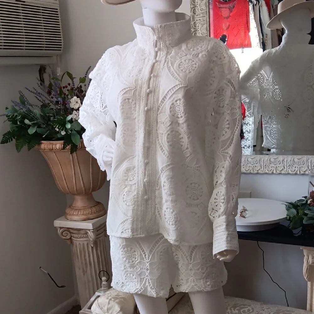 Elegant White Lace Button Down Shirt - Picture 2 of 9